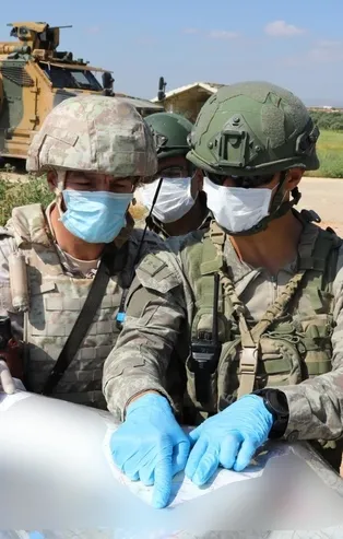 Son dakika: İdlib’deki M4 Karayolunda 9’uncu Türk-Rus Birleşik Kara Devriyesi icra edildi