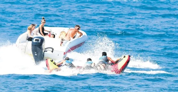 Başakşehirli İrfancan Kahveci ve Galatasaraylı Taylan Antalyalı kız arkadaşlarıyla birlikte Bodrum'da stres attı!