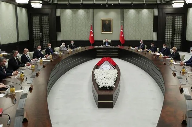 Son dakika: 65 yaş üstü ve 20 yaş altı toplu taşıma kullanabilecek mi? Toplu taşıma yasağı var mı?