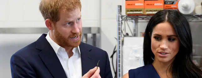 Meghan Markle'ın derin yırtmaçlı elbisesi olay yarattı