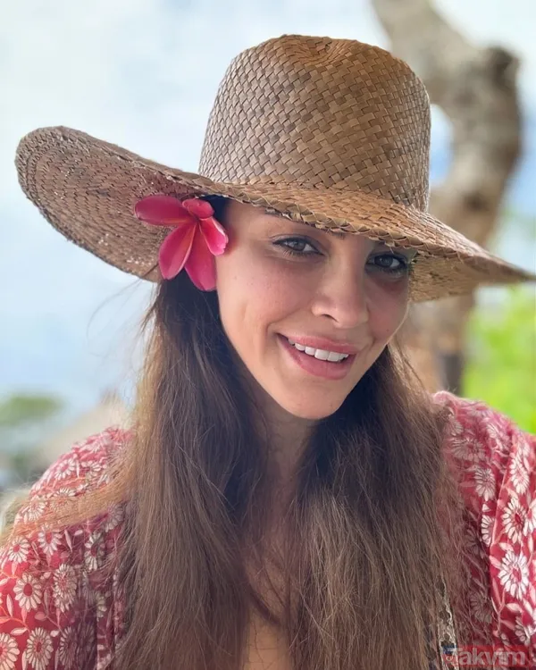 Aslıhan Güner “İkizim” deyip paylaştı! Kız kardeşiyle benzerliği ağızları açık bıraktı - 7