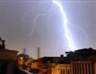 İstanbul Sağanak Yağmura Teslim