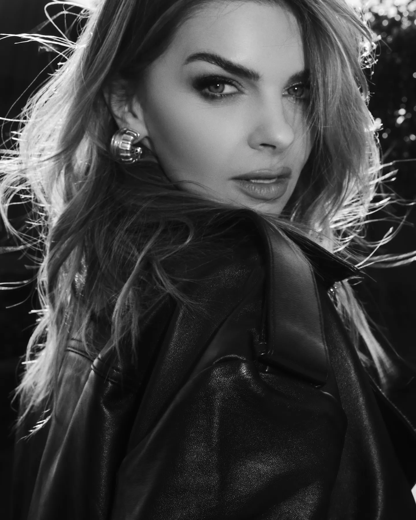 Aşk ve Gözyaşı’nın Meyra’sı Hande Erçel’in bebek gibi cildinin sırrı ortaya çıktı! Meğer gece yatarken... - 5