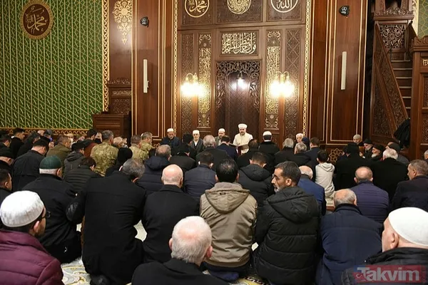 Deprem bölgesinde Miraç Kandili idrak edildi | Eller semaya açıldı! "İnşallah bir daha böyle acılar yaşamayız" - 23