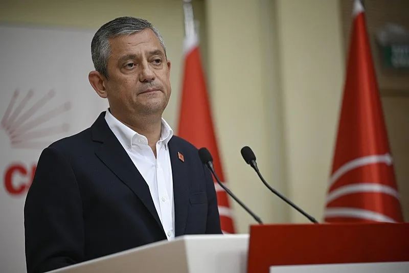 1779403165996.jpeg Koltuğu giden Özgür Özel'den yine tehdit ağzı: Olacakların sorumlusu ben değilim-3