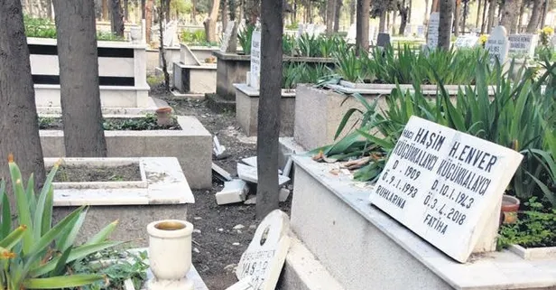 Mezarlığa saldırı!