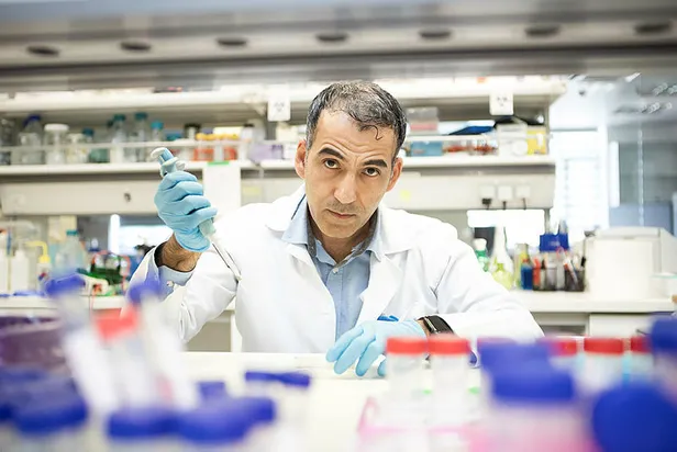 Kansere yeni 'Umut'! Doç. Dr. Umut Şahin, prostat kanserine karşı Türk ilacı geliştirdi-1