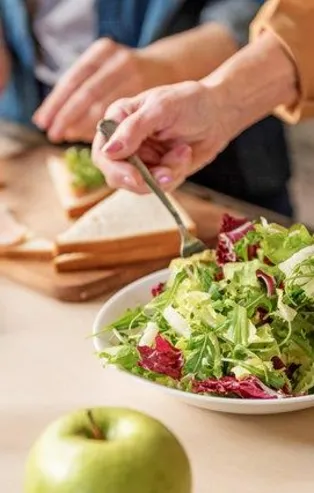 Gece yenilmemesi gereken gıdalar!