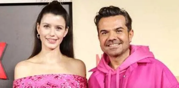 kenan-dogulu-ile-aybuke-pusatin-dansi-sosyal-medyanin-gundeminde-yorumlarin-ardi-arkasi-kesilmedi-beren-saat-g-1667600413211.jpg Kenan Doğulu ile Aybüke Pusat’ın dansı sosyal medyanın gündeminde! Yorumların ardı arkası kesilmedi: “Beren Saat görmesin...”-8