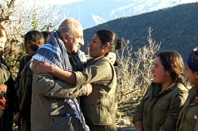 İşte PKK'nın iğrenç yüzü! Sözde yönetici Duran Kalkan'dan 16 yaşındaki kıza tecavüz