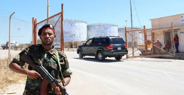 Libya Ulusal Petrol Kurumu: Hafter milisleri uçak yakıtına el koydu