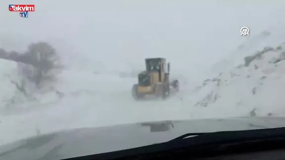 SON DAKİKA: Artvin Ardanuç'da çığ felaketi: 3 çoban çığ altında! - VİDEO