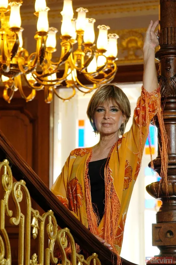 34 yaşındaki Burcu Özberk’ten ‘Türkan Şoray Kanunları’ itirafı! “Gönlüm bir proje için heyecanlanıyorsa...” - 11