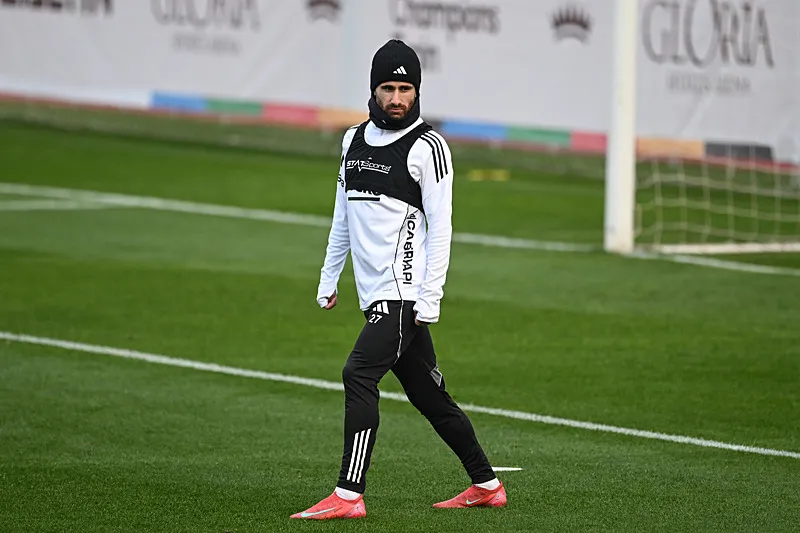 Beşiktaş'ta 1 ayrılık 3 transfer! - 4