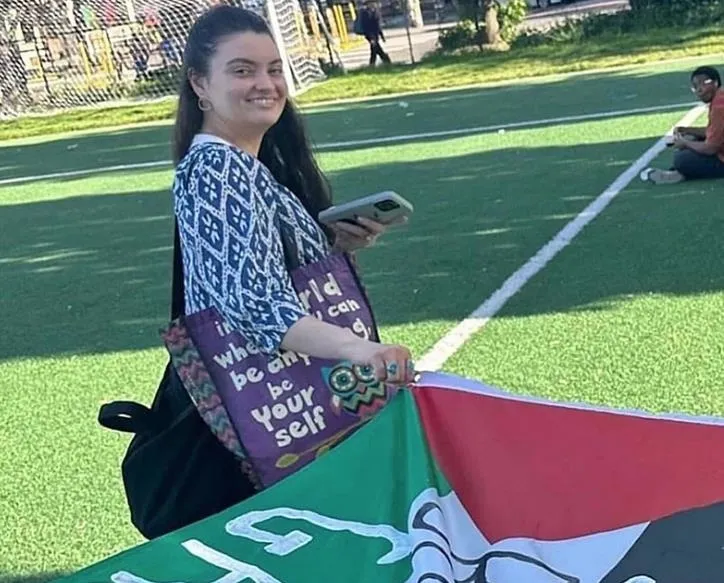 israil-askerlerince-sehit-edilmisti-aysenur-ezgi-eyginin-babasi-mehmet-suat-eygi-konustu-devletimizin-pesini-b-1726175646561.jpeg İsrail askerlerince şehit edilmişti! Ayşenur Ezgi Eygi'nin babası Mehmet Suat Eygi konuştu: ABD'de konu İsrail olunca geçiştiriliyor-2