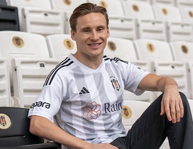 Svensson kendine geldi