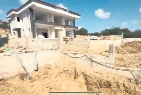 4 metre derine gömmüşler