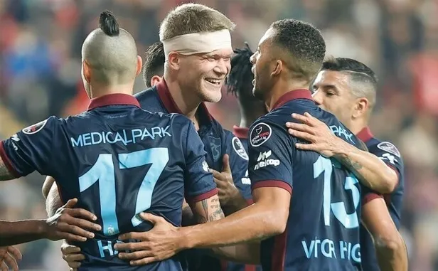 trabzonspor-yeni-malatyaspor-maci-canli-bedava-sifresiz-izle-ts-yms-maci-canli-nasil-izlenir-macin-11leri-1641571300947.jpg Trabzonspor Yeni Malatyaspor maçı canlı bedava şifresiz izle! TS - YMS maçı canlı nasıl izlenir? Maçın 11'leri...-2