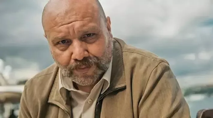 ahmet-mumtaz-taylan-kimdir-kac-yasinda-nereli-kizilcik-serbeti-apoyu-canlandiracak-ahmet-mumtaz-taylan-evli-mi-1708956427123.jpeg Ahmet Mümtaz Taylan kimdir, kaç yaşında, nereli? Kızılcık Şerbeti Apo'yu canlandıracak Ahmet Mümtaz Taylan evli mi? Oynadığı dizi ve filmler...-6