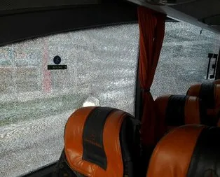 Diyarbakır’da AK Parti seçim otobüsüne hain saldırı