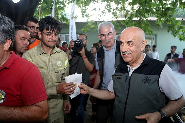 Başkan Erdoğan, Marmaris'teki yangında görev yapan ekiplere seslendi-5