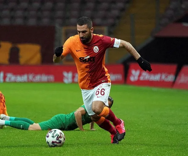 son-dakika-galatasaray-ziraat-turkiye-kupasinda-son-16ya-kaldi-1608062812936.jpeg Galatasaray, Ziraat Türkiye Kupası'nda son 16'ya kaldı | Galatasaray 1-0 Darıca Gençlerbirliği GOLÜ İZLE-4