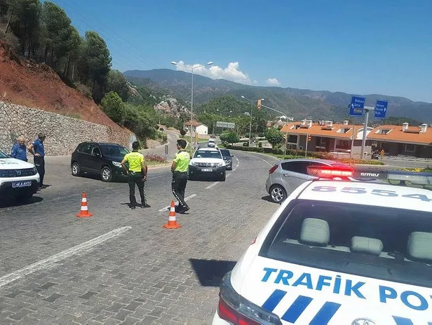 Muğla ve İzmir'de peş peşe orman yangınları! Datça'daki yangın kontrol altında-25