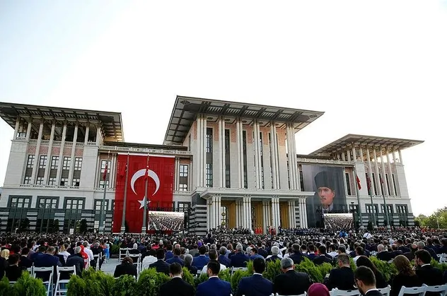 Külliye’de trilyon dolarlık toplantı