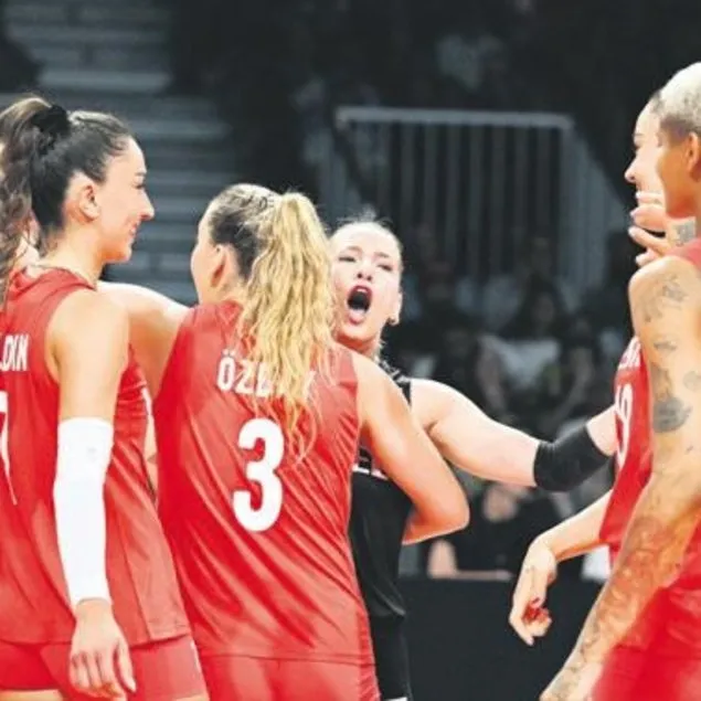Sultanlar yarı final için sahada