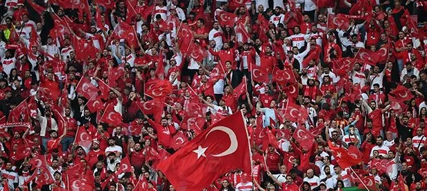 Türkiye tek yürek!