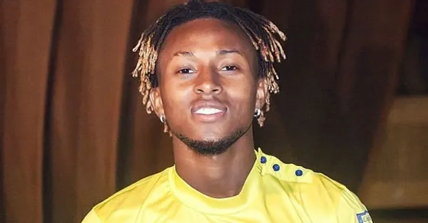 Galatasaray'da rota Samuel Bastien'e döndü-1