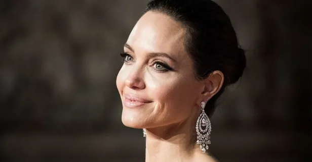 Angelina Jolie’nin yeni sevgilisi mi var?