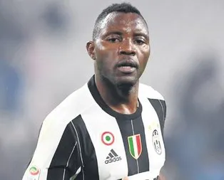 Asamoah’a servet döktüler!