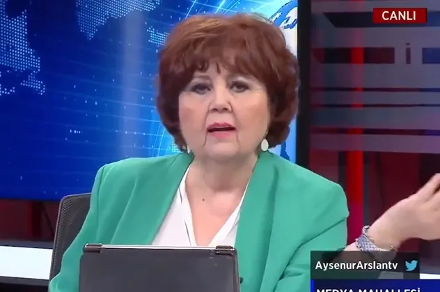 Halk TV sunucusu Ayşenur Arslan İslam dinine nefret kustu: "Ne fetvası yalan söylüyorlar!"