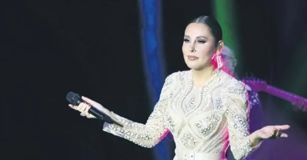 Funda Arar Harbiye’yi büyüledi: “Sahneye yatırım yapmak şart”