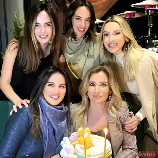 Hadise ile Seda Bakan arasında kılıçlar çekildi! Kız grubu bir eksikle buluştu: İmalı paylaşımlar havada uçuştu - 13