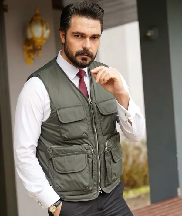 emanetin-yamani-halil-ibrahim-ceyhanin-saglik-durumunda-yeni-gelisme-koronaviruse-yakalanan-oyuncu-1620323259431.jpg Emanet’in Yaman’ı Halil İbrahim Ceyhan’ın sağlık durumunda yeni gelişme! Koronavirüse yakalanan oyuncu…-7