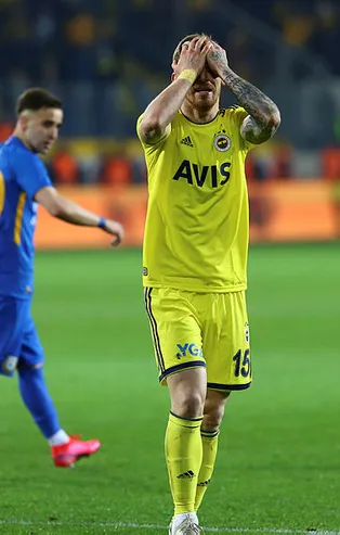 İşte Fenerbahçe'yi bitiren hatalar