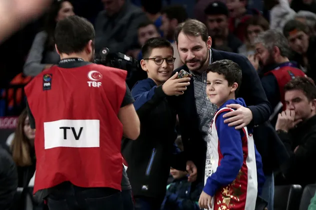 Hazine ve Maliye Bakanı Berat Albayrak da All Star maçını izledi