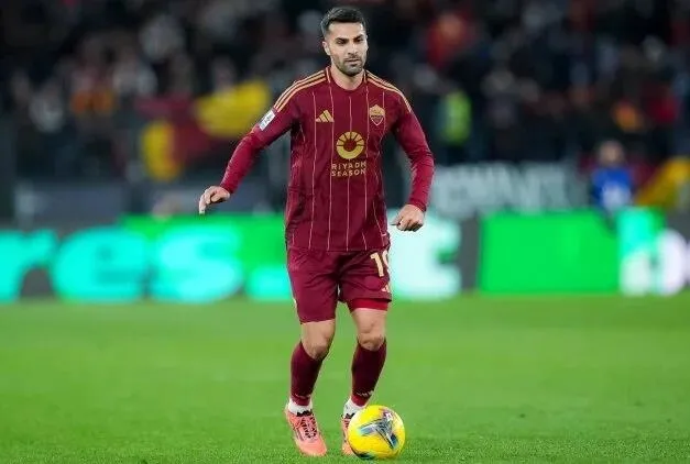 Fulham Zeki Çelik’i istiyor!