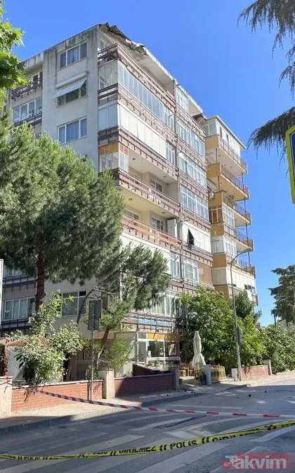 İstanbul Kartal’da çatısında çökme oluşan 8 katlı apartman boşaltıldı