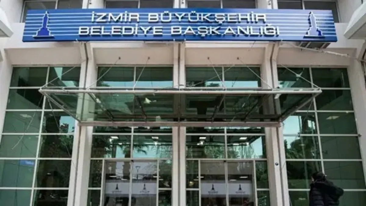 İzmir'de İZDOĞA ve İZBETON soruşturmasında 5 eski yönetici gözaltında