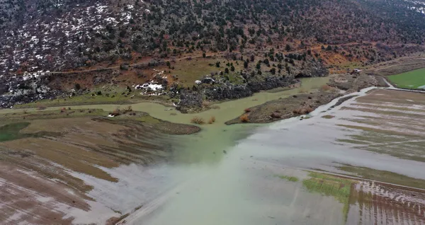 turkiyenin-tahil-ambari-konya-ovasinda-hazine-bulundu-40-milyon-metrekupluk-su-rezervi-1651656076245.jpg Türkiye'nin tahıl ambarı Konya Ovası'nda hazine bulundu: 40 milyon metreküplük su rezervi-2