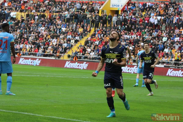 Fenerbahçe, Kayseri deplasmanında galip! (Yukatel Kayserispor 0-4 Fenerbahçe MAÇ SONUCU / ÖZET) - 17