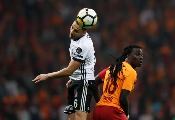 Şampiyonluk yarışının en önemli maçında Galatasaray Beşiktaş'ı 2-0 yendi-2