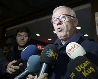 Ertuğrul Özkök dansöz gibi kıvırdı!