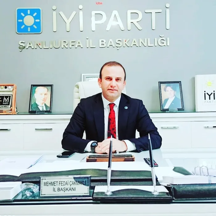 İYİ Parti Sakarya Milletvekili Ümit Dikbayır’ın işaret ettiği Meral Akşener’in özel kalemi Esma Bekar kim? Şoke eden FETÖ detayı-11