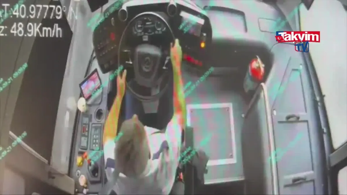 Avcılar Metrobüs Kaza Anı!