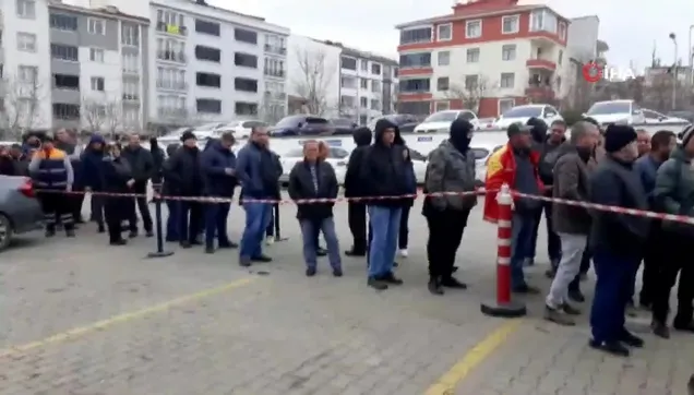 Çerkezköy’de EYT’liler SGK’ya akın etti