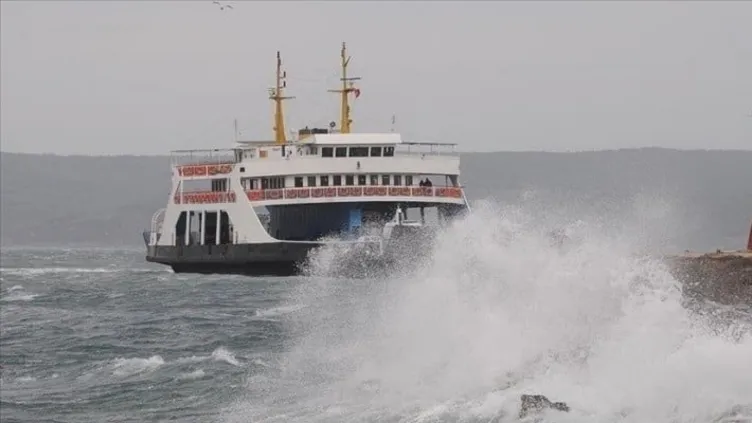 İstanbul'da deniz ulaşımına fırtına engeli! Kadıköy-Kabataş seferleri ikinci duyuruya kadar askıya alındı
